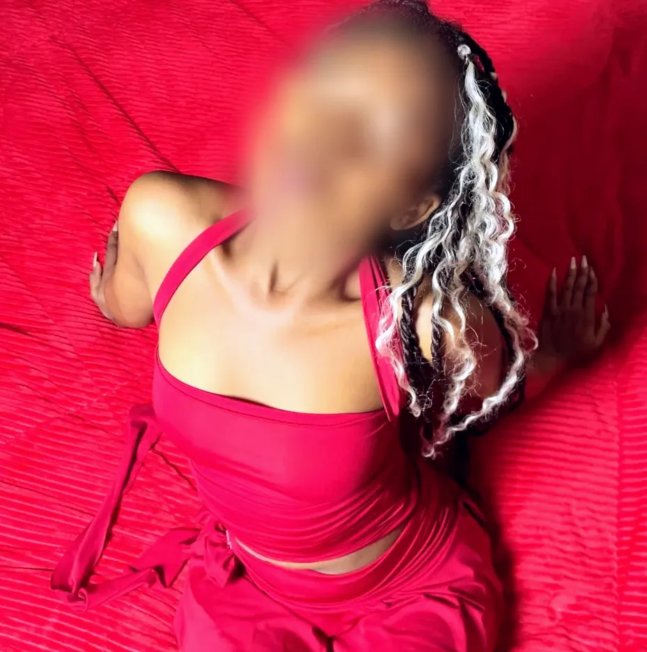 Sanae, 23