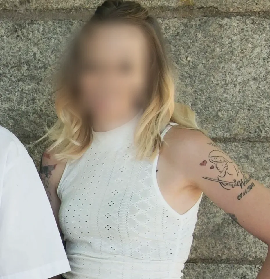 Yasmin, 32